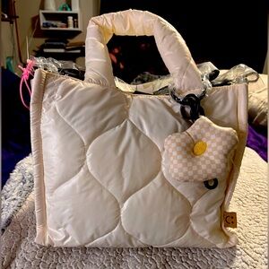 Large puffer bag new with tags